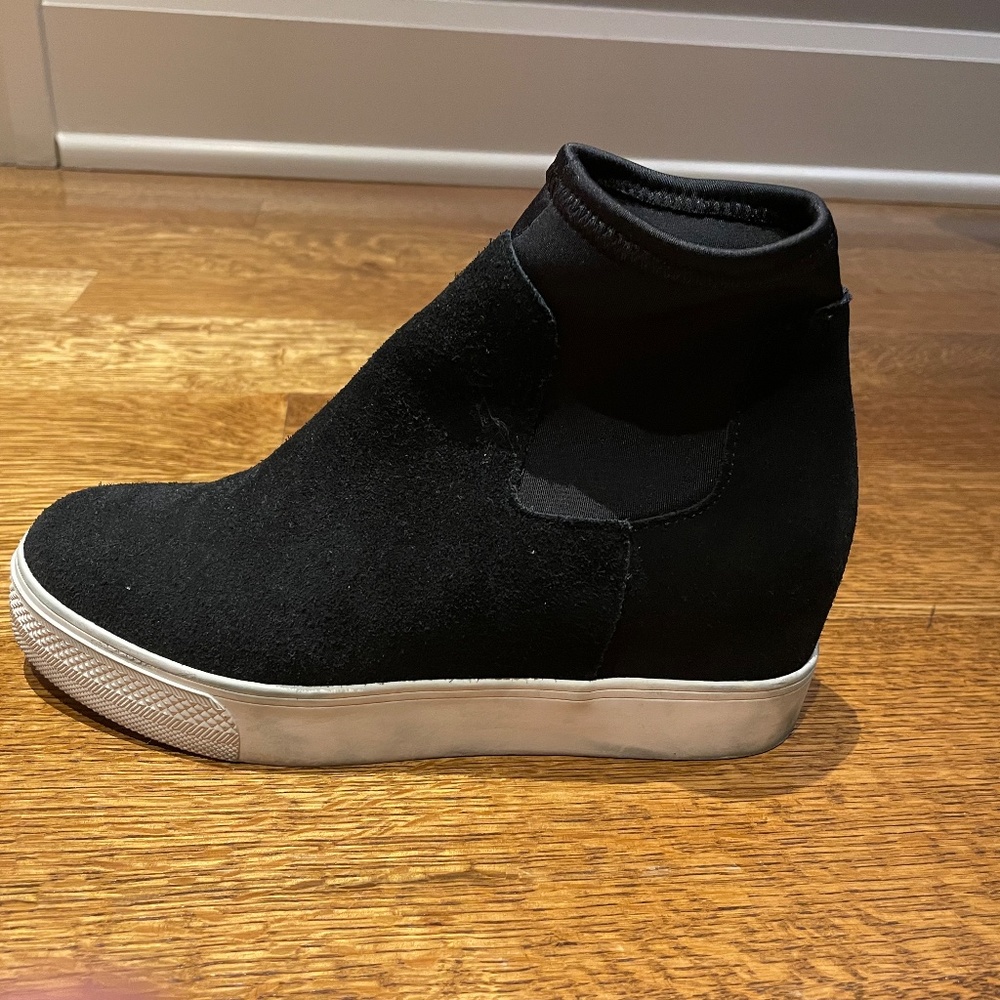 Aqua -fabulous sneaker-high-top Black- size 7.5